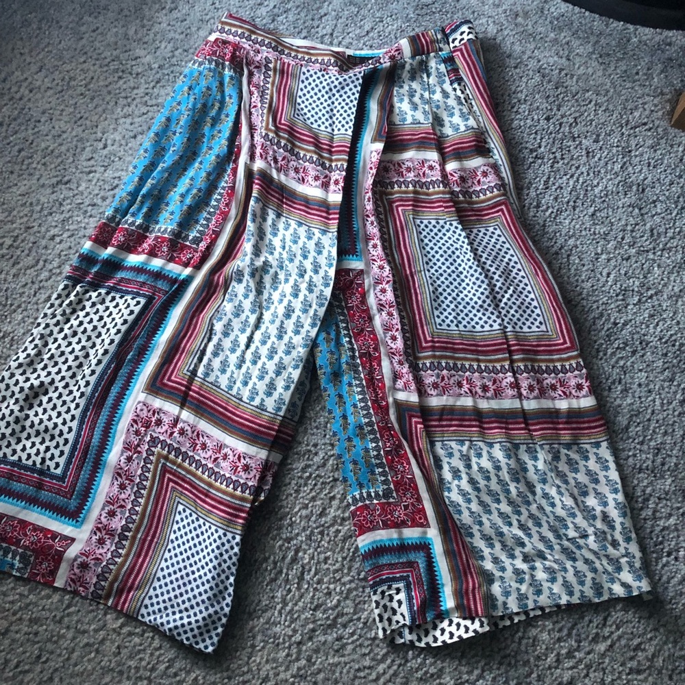 Zara Capris